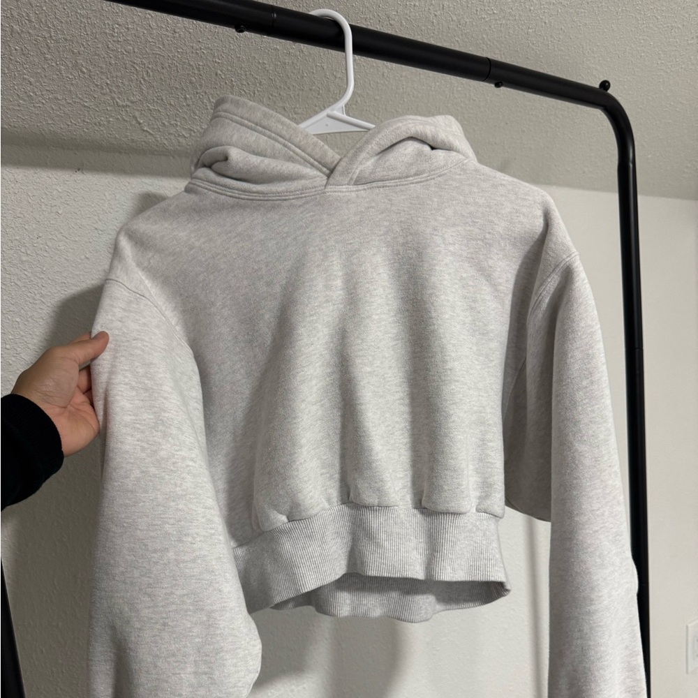 TNA CROPPED HOODIE